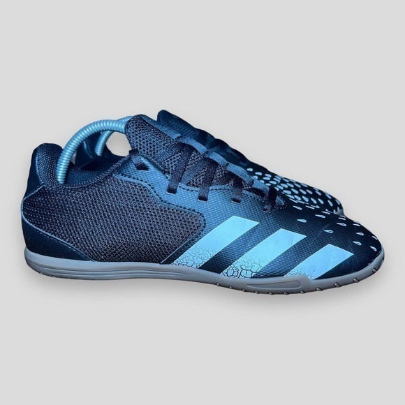 Adidas Predator Freak 4 Flats/ Indoors Model FY1042 Size 7 - Picture 6 of 11